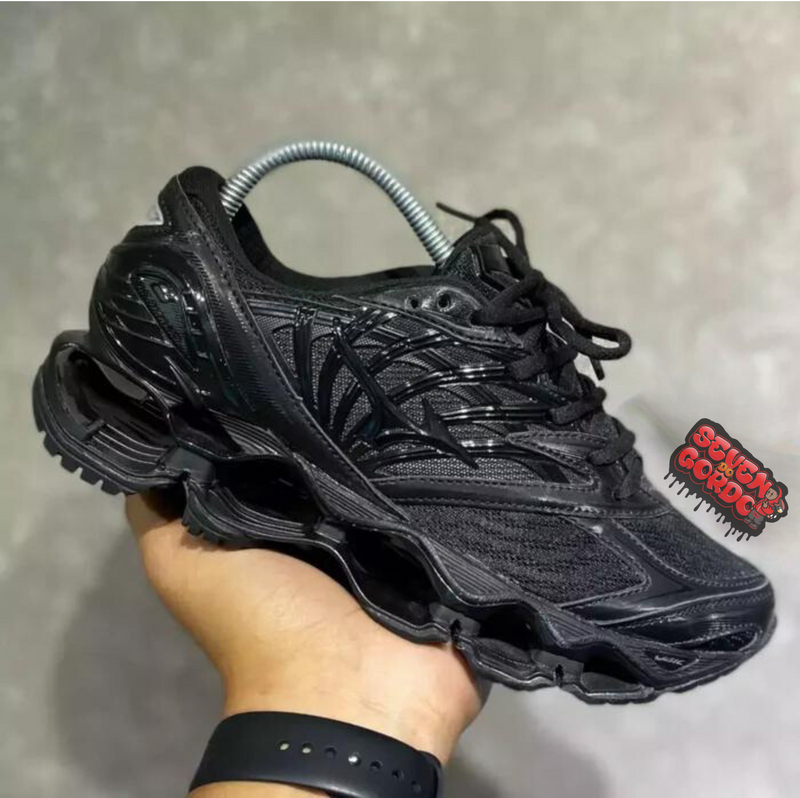 MIZUNO WAVE PROPHECY 8 "ALL BLACK"