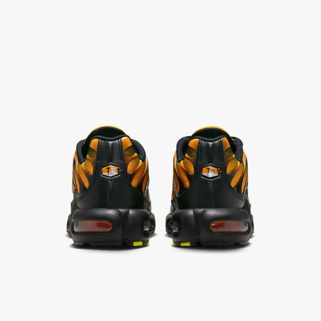 NIKE AIR MAX PLUS TN ''BLACK SUNDIAL'' - PRONTA ENTREGA